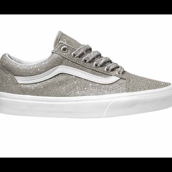 Vans Shoes - NWOT. Women’s Vans Old Skool Shoes